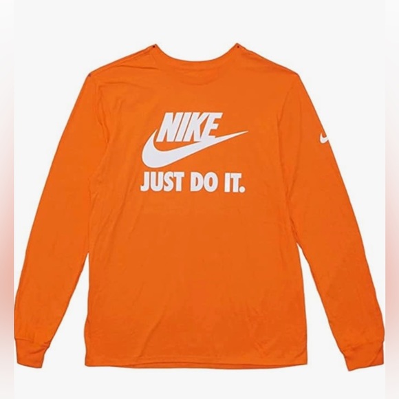 Nike Other - Long nike tee long sleeve excellent material and very durable